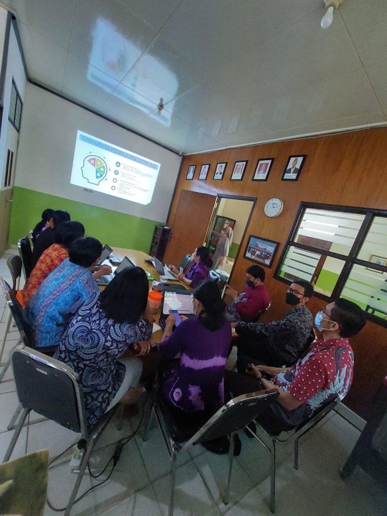 Rapat Koordinasi LPPM dan Program Studi Ilmu Keperawatan dan Fisioterapi STIKES Suaka Insan